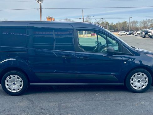 Used 2018 Ford Transit Connect XL image 4