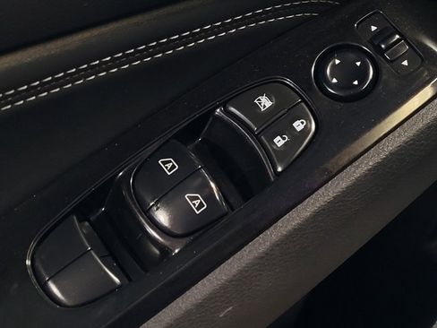 Used 2020 Nissan Altima 2.5 SL FWD image 27