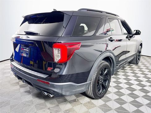 Used 2022 Ford Explorer ST w/ Equipment Group 401A image 7