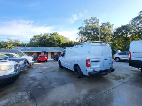 Used 2020 Nissan NV 2500 S RWD image 13