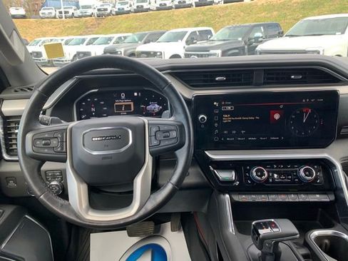 Used 2023 GMC Sierra 1500 Denali w/ Denali Reserve Package image 9