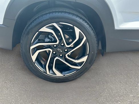 Used 2024 Chevrolet TrailBlazer RS w/ Convenience Package FWD image 29