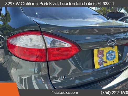 Used 2018 Ford Fiesta SE FWD image 13
