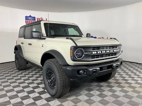 New 2026 Ford Bronco Big Bend AWD/4WD image 1