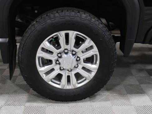 Certified 2022 GMC Sierra 3500 Denali image 45