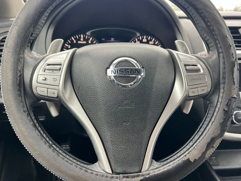 Used 2017 Nissan Altima 2.5 SR w/ Midnight Edition Package image 24