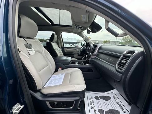 Used 2023 RAM 1500 Limited AWD/4WD image 32