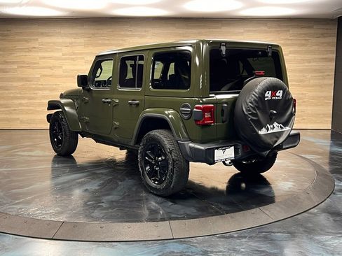 Used 2022 Jeep Wrangler Unlimited Sahara image 21