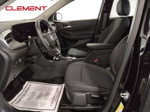 Used 2025 Buick Encore GX Preferred image 27