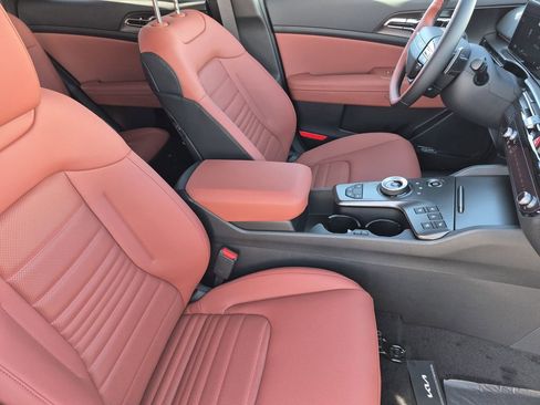 New 2026 Kia Sportage SX Prestige image 15