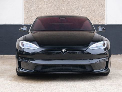 Used 2021 Tesla Model S Plaid image 2