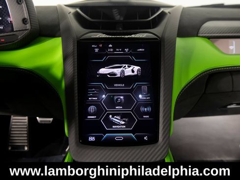 Used 2024 Lamborghini Revuelto AWD/4WD image 16