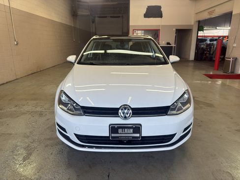 Used 2017 Volkswagen Golf Wolfsburg Edition image 2
