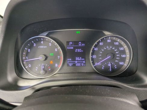 Used 2017 Hyundai Elantra SE image 29