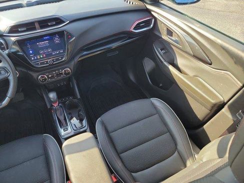 Used 2023 Chevrolet TrailBlazer RS w/ Sun and Liftgate Package FWD image 16