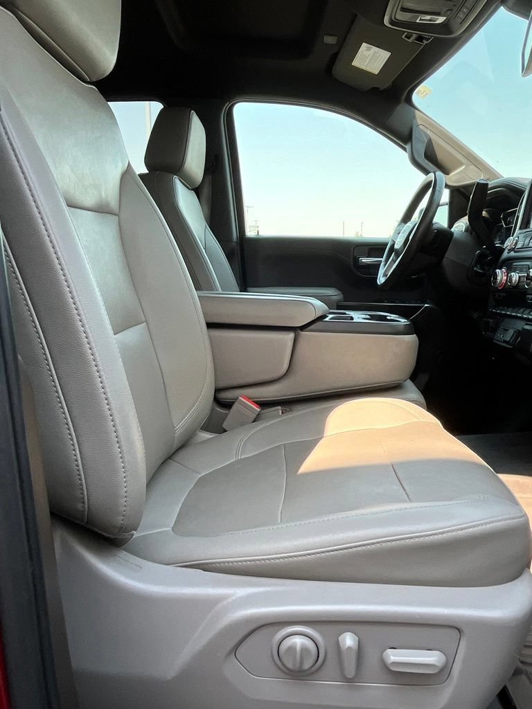 Used 2022 GMC Sierra 1500 SLT w/ Driver Alert Package II AWD/4WD image 12