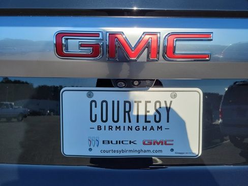 Used 2024 GMC Yukon Denali w/ Denali Reserve Package image 36