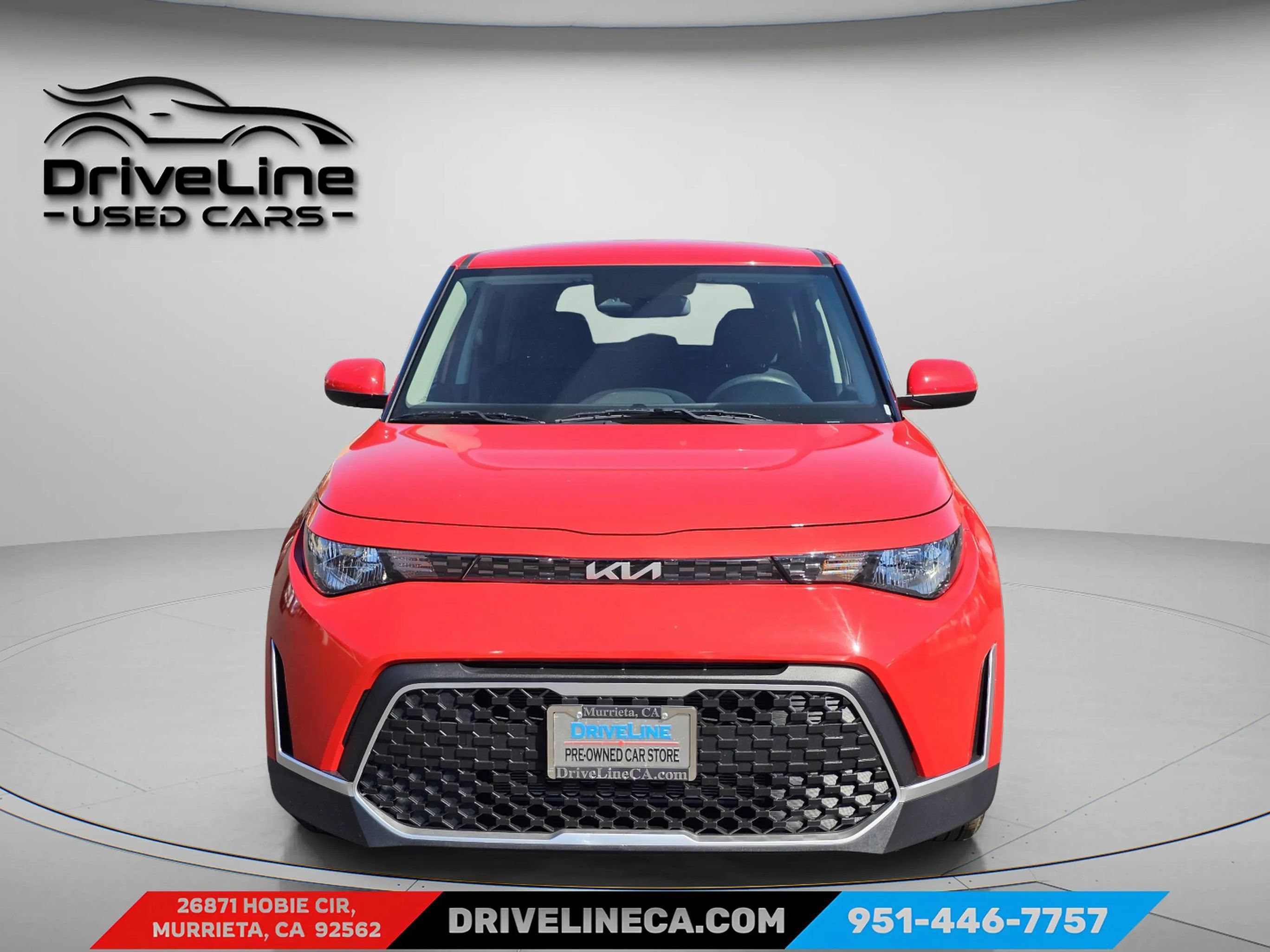 Used 2025 Kia Soul LX w/ LX Technology Package FWD image 2