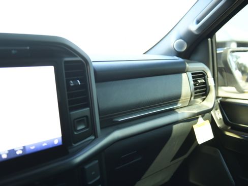 Used 2023 Ford F150 Platinum w/ Equipment Group 701A High image 23