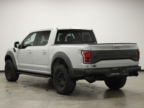Used 2017 Ford F150 Raptor w/ Equipment Group 802A Luxury image 6