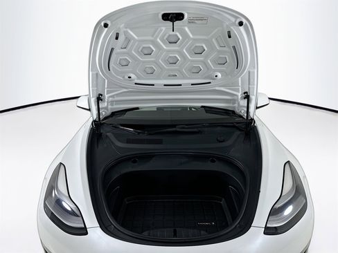 Used 2022 Tesla Model 3 Long Range image 33