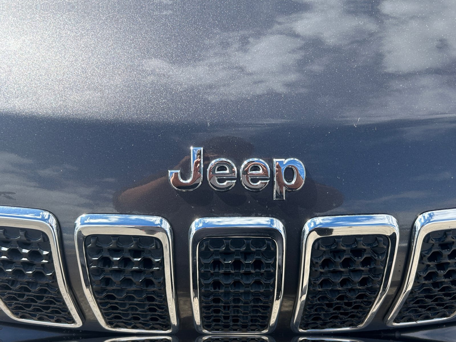 Used 2020 Jeep Cherokee Limited FWD image 23