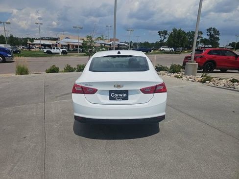 Used 2024 Chevrolet Malibu LS FWD image 37
