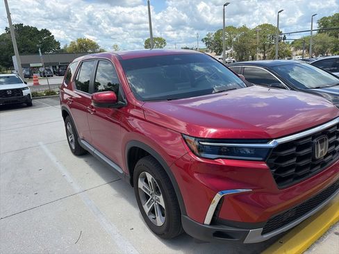 Used 2025 Honda Pilot EX-L image 1