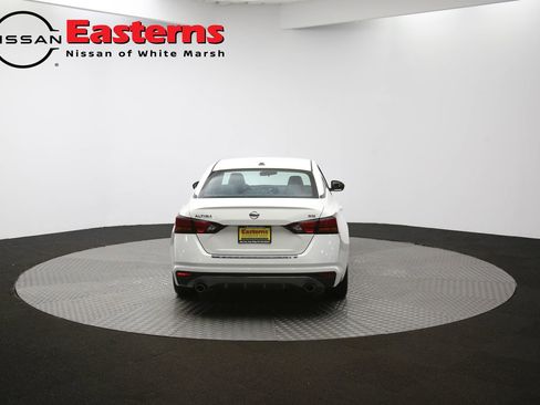 Used 2022 Nissan Altima 2.5 SR image 48