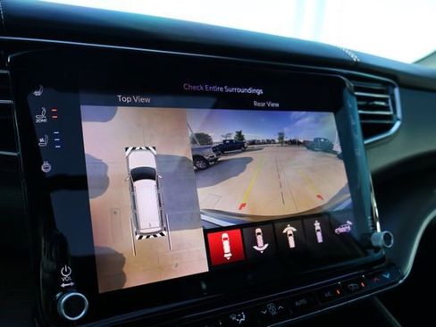 Used 2023 Jeep Grand Wagoneer 4WD image 22