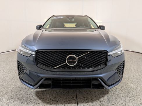 Used 2026 Volvo XC60 B5 Ultra AWD/4WD image 2