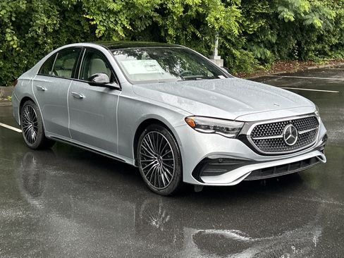New 2026 Mercedes-Benz E 350 Sedan image 4
