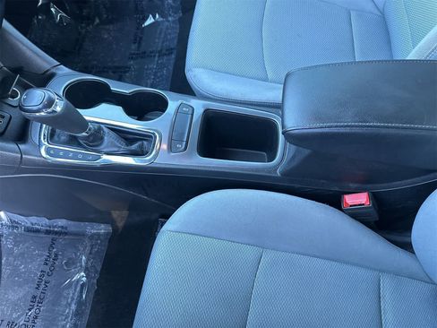 Used 2019 Chevrolet Cruze LS image 19