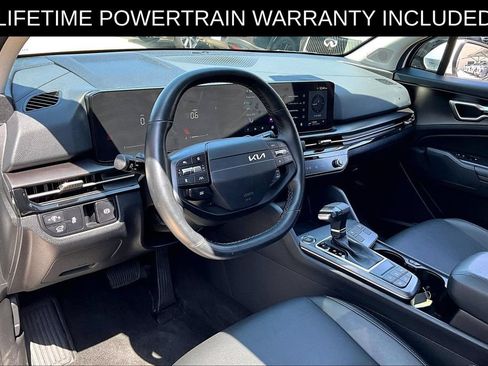 Used 2026 Kia Sportage EX FWD image 14