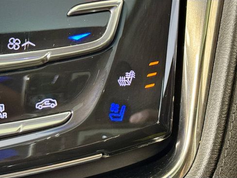 Used 2018 Cadillac CTS Premium Luxury image 27