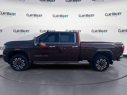 Used 2024 GMC Sierra 2500 Denali Ultimate w/ Max Trailering Package AWD/4WD image 2