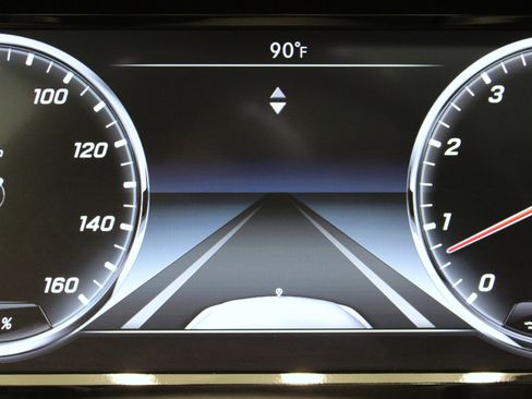 Used 2015 Mercedes-Benz S 550 Sedan image 78