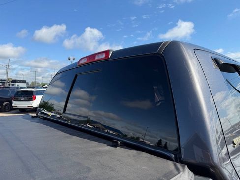 Used 2016 Toyota Tundra SR5 w/ SR5 Upgrade Package AWD/4WD image 47