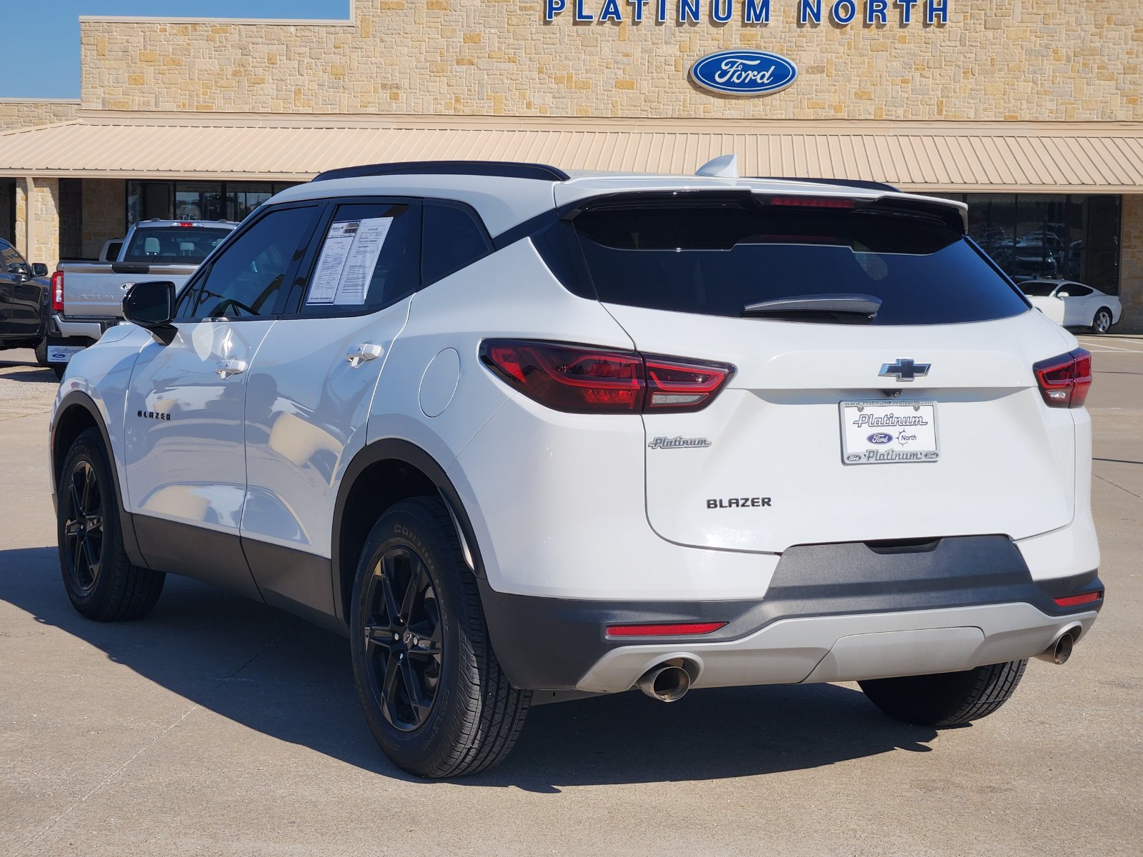 Used 2023 Chevrolet Blazer LT w/ Midnight/Sport Edition FWD image 4