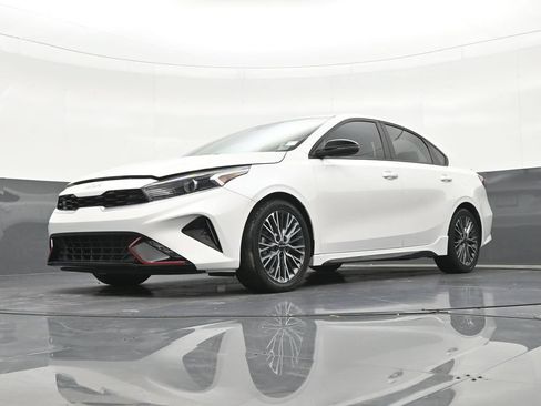 Used 2023 Kia Forte GT-Line FWD image 18