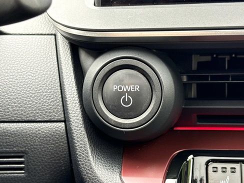 Used 2024 Toyota Prius Prime Premium FWD image 16
