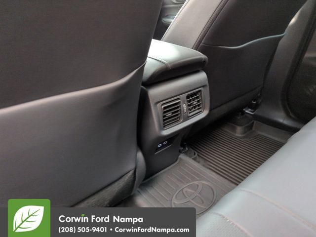 Used 2024 Toyota Venza Limited AWD/4WD image 28