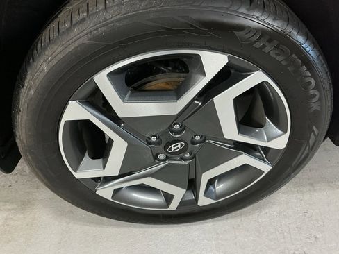 Used 2023 Hyundai Palisade SEL w/ Winter Package image 5