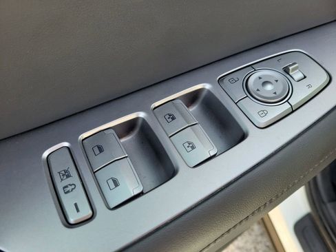 Used 2023 Hyundai Palisade SEL AWD/4WD image 16