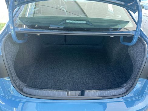 Used 2025 Volkswagen Jetta SE image 35