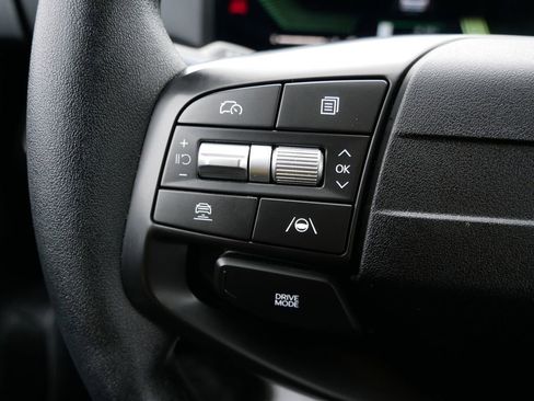 Used 2025 Kia K4 LXS image 23