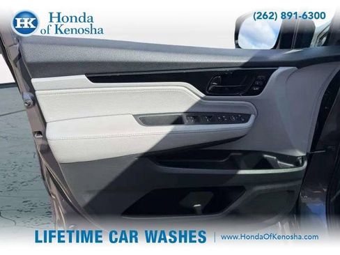 Used 2018 Honda Odyssey Elite image 34