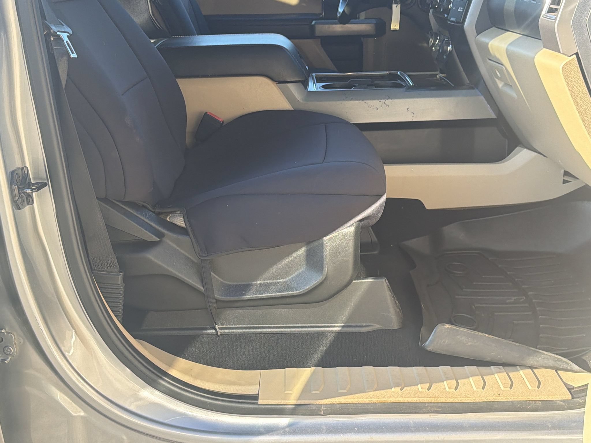 Used 2020 Ford F250 XLT AWD/4WD image 13