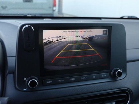 Used 2022 Hyundai Kona SEL w/ Convenience Package image 17