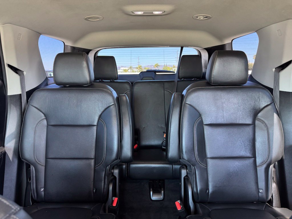 Used 2020 Chevrolet Traverse RS w/ LPO, Floor Liner Package FWD image 19